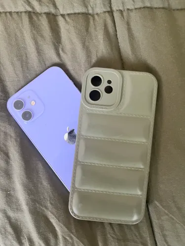 iPhone 12 128GB Roxo