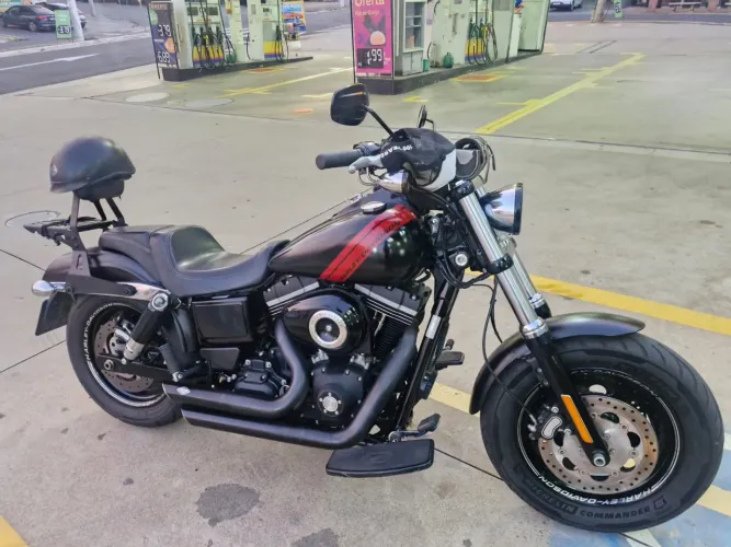 Vendo Fatbob com 33.500km 