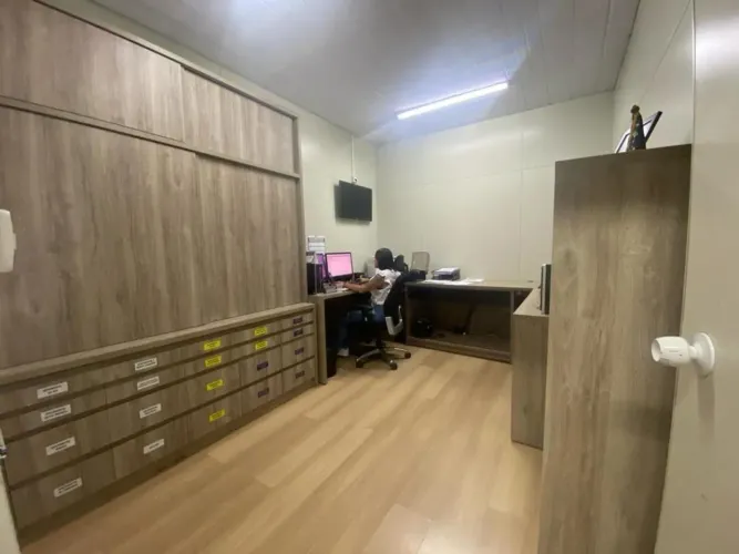 Galpão à venda em Cambé, Jardim Riviera, com 841.95 m²