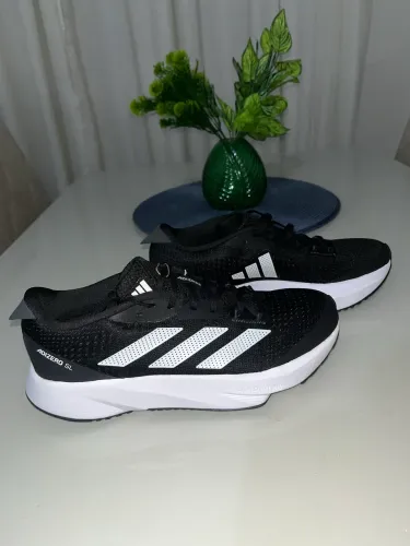 Tênis adidas Adizero SL tamanho 38