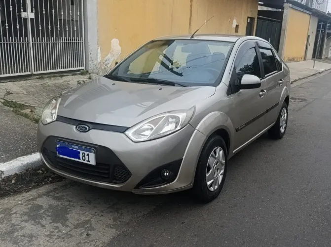 Ford Fiesta Sed. 1.6 8V Flex 4P 2013