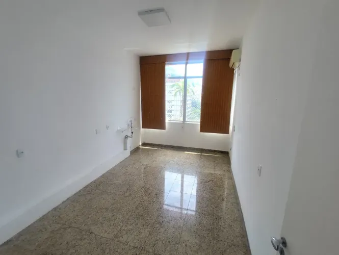 Sala comercial para aluguel no Largo do Machado 29, Catete - Rio de Janeiro - RJ