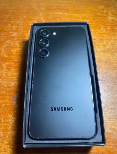 Celular S23