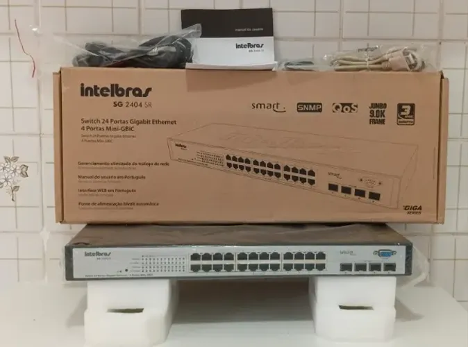 Switch Gerenciável Intelbras SG 2404 SR Novo