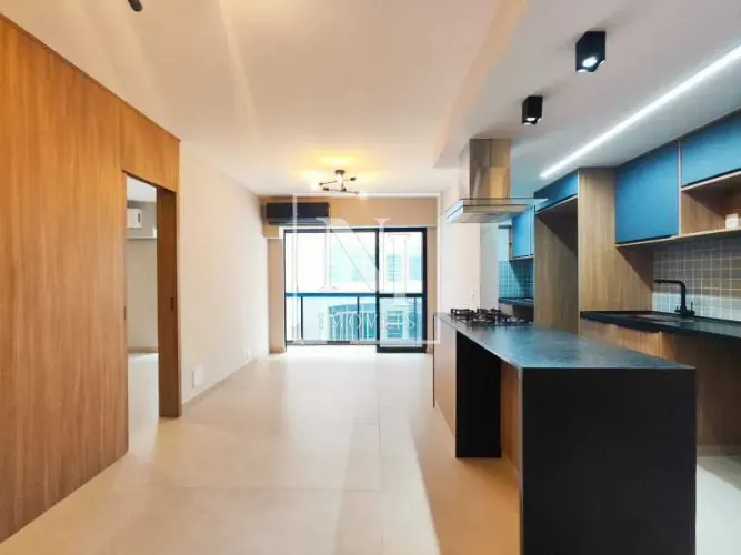 APARTAMENTO 2 SUÍTES, VARANDA E 2 VAGAS EM RUA NOBRE DE COPACABANA - ALTÍSSIMO PADRÃO