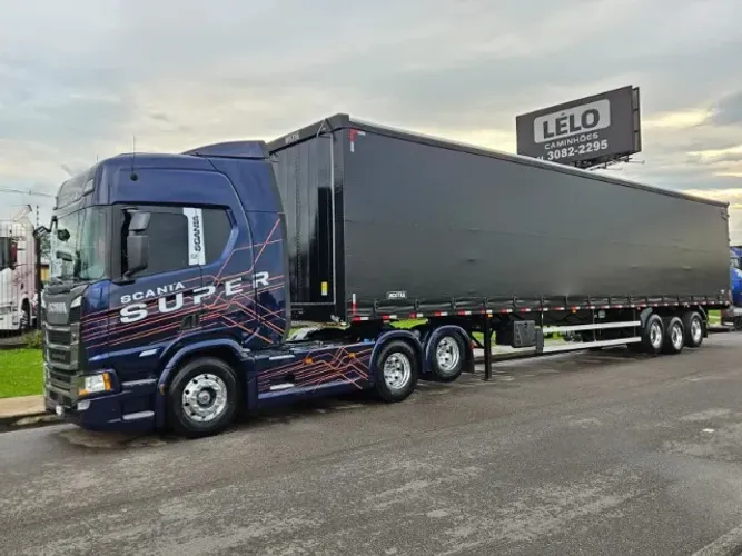 Scania R460 Super 6x2 Ano 24 Aut + Sider Nostra 30 plt 0km pneus e rodas alumínio 15.40mts