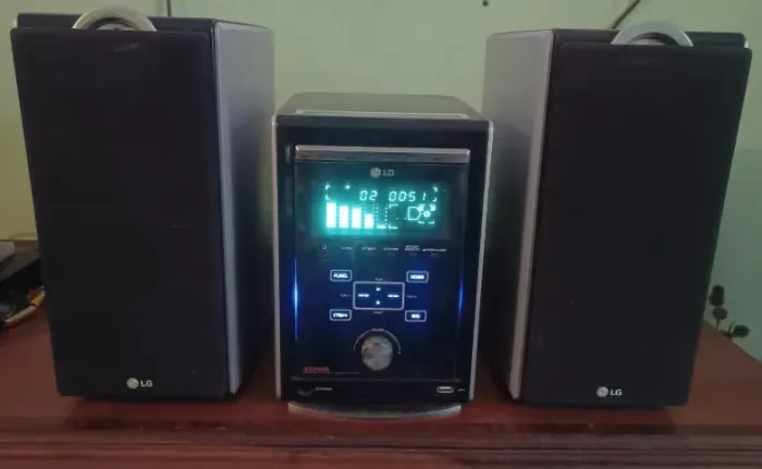 MICRO HI-FI SYSTEM LG IF-U850A