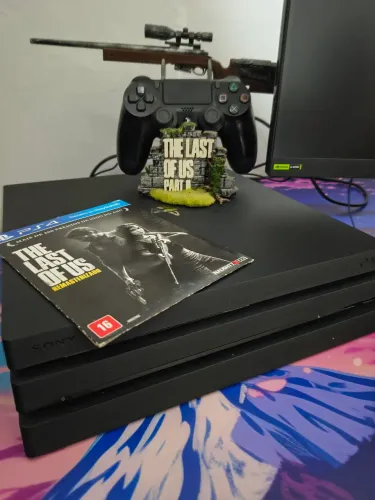 Troco PS4 Pro em notebook ou pc