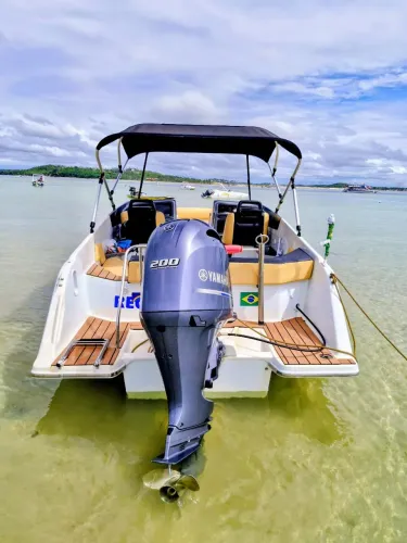 155mil vendo lancha ecomariner modelo 26 pés ano 2019 c/ motor 200 Yamaha 4t 300h ano2021