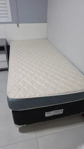 Cama solteiro (colchão e box) 