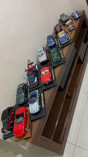 Coleção de carrinhos miniaturas 