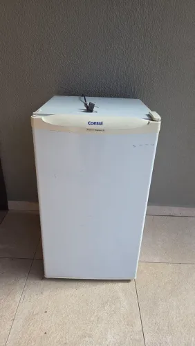 Frigobar Consul 120l, 220v - usado