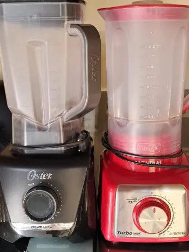 2 Liquidificadores sem copo Leia a descrição