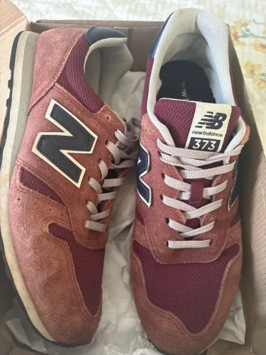 Tênis New Balance 373