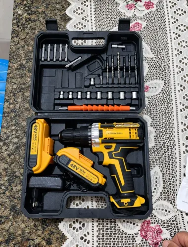 Parafusadeira Sem Fio 48v Com 2 Baterias 