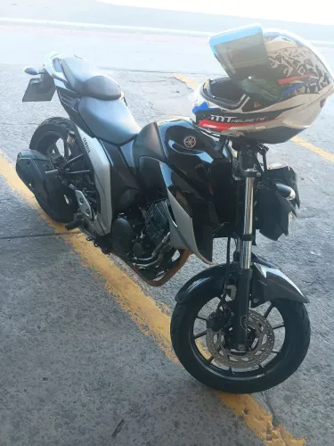 Moto Yamaha FZ25 250cc - Ano/Modelo 2020 - Preta