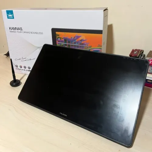Huion Kamvas 22 Plus na Caixa - Impecável