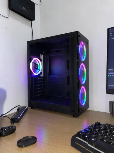 Gabinete Gamer Hayom RGB com 4 Fans e Vidro Temperado - R$ 140 ? APENAS GABINETE ?