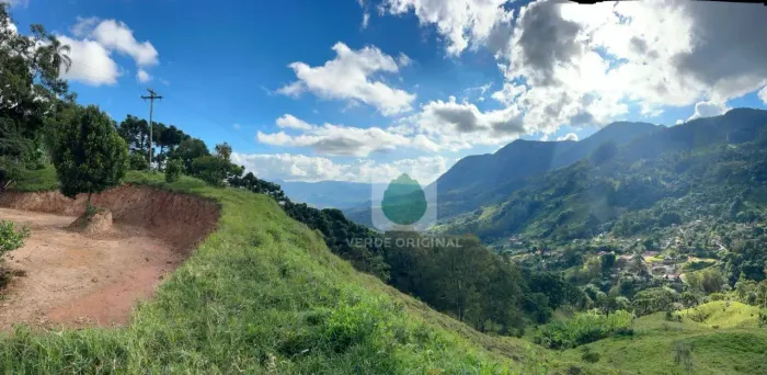 Terreno à venda, 17.000 m² por R$ 850.000 - Paiol Grande - São Bento do Sapucaí/SP