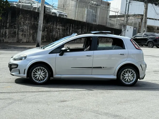 Fiat Punto Blackmotion 1.8 Flex 16V 5P. 2015