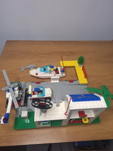 6338 LEGO Coastguard Hurricane Harbor + Completa com manual + Caixa