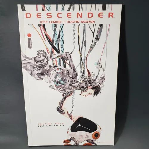 Hq Descender volume 2 Lua Mecânica