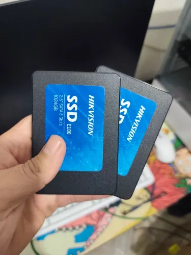 SSDs 1Tb cada 100%