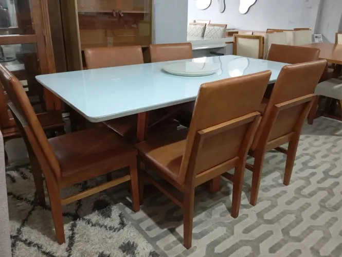 Mesa para sala ou cozinha