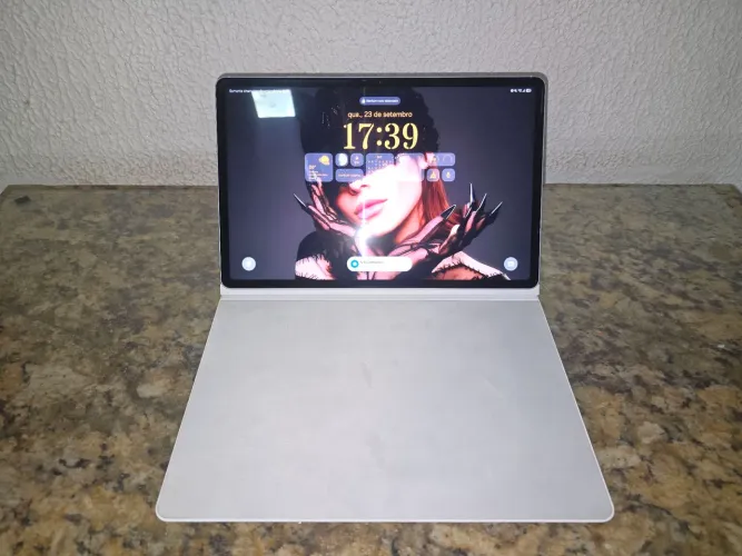 Samsung Galaxy Tab S10 FE+ 5G 8GB RAM 128GB Prata