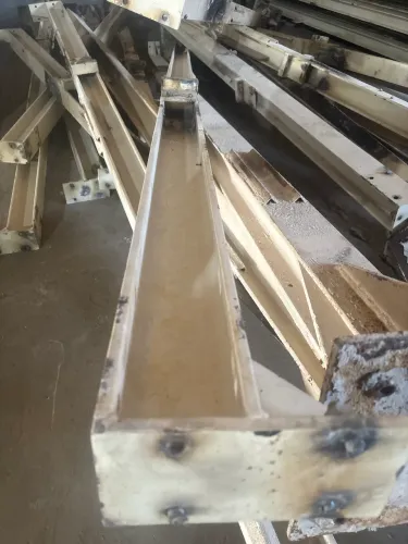 Viga 4 polegadas com chapa base e pintura eletrostática 3,86 metros