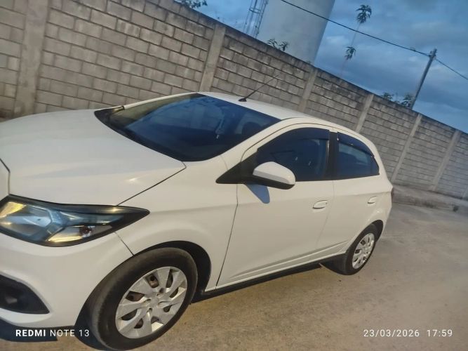 Imagem de Chevrolet Onix Hatch LT 1.4 8V Flex Power Mec. 4P 2015