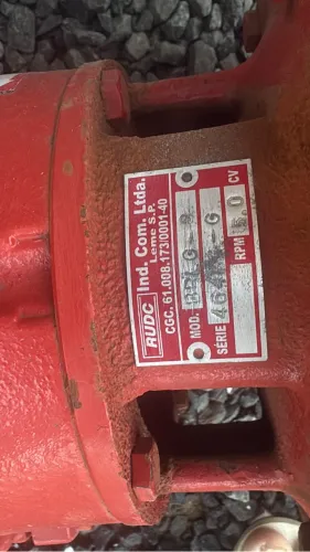 Bomba d?água Weg 5 Cv trifásico 220/380
