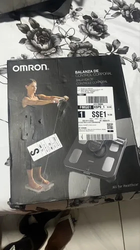 Balança Omron com bioimpedancia