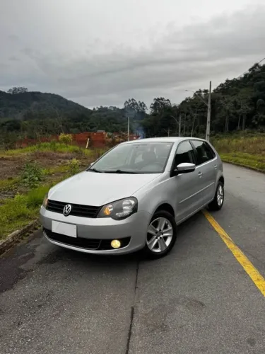 Volkswagen Polo 1.6 E-flex 8V 5P 2013