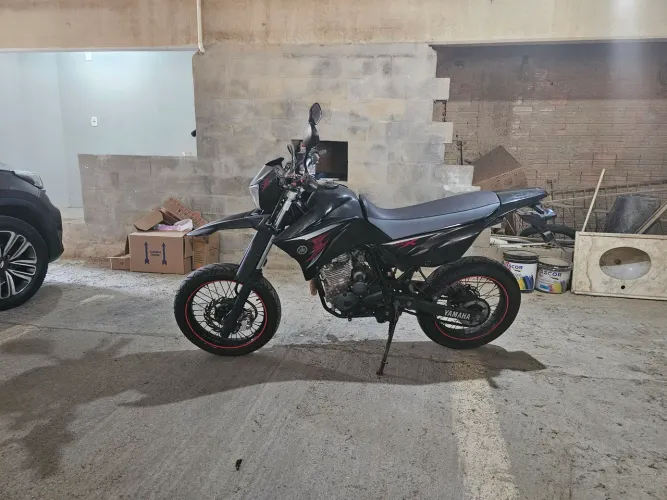 Lander 250x