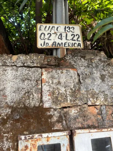 Terreno no Jd América Goiânia na rua do  Banco do Brasil
