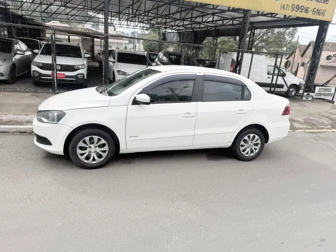 Volkswagen Voyage 1.6/1.6 City MI Total Flex 8V 4P 2014