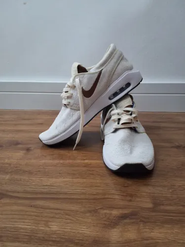 Tênis Nike SB Air - T40 - Max Stefan Janoski 2 Bege - Novo, Nunca Usado - US 9 / 27 cm