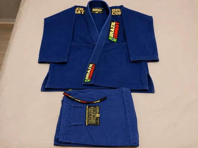 Kimono Brazil Combat azul-marinho