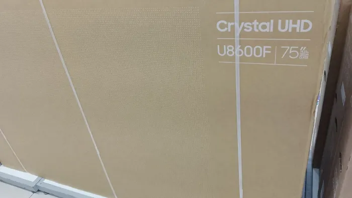 smart TV Samsung 75 polegadas 4K comando de voz borda infinita ainda no plástico na caixa