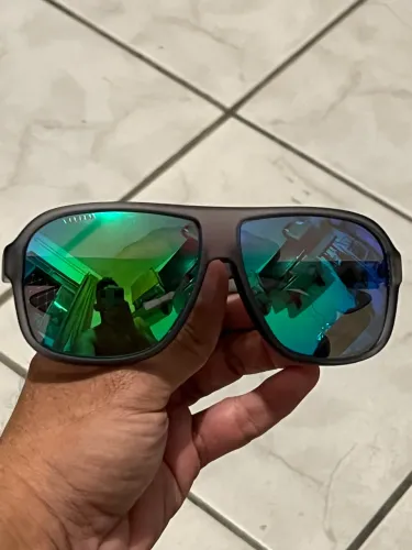 Óculos de Sol Absurda Calixto - Lentes espelhadas verde/azul - Excelente estado