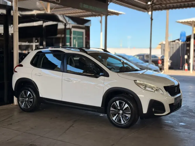Peugeot 2008 Allure 1.6 Flex 16V 5P Aut. 2022