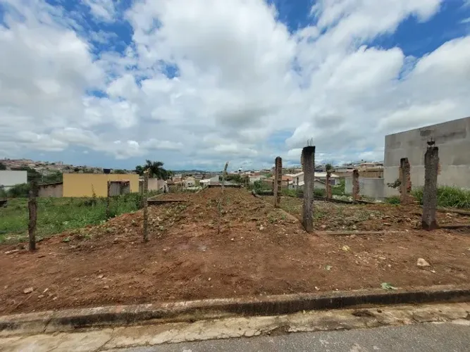  LOTE A VENDA - BAIRRO VITÓRIA - CARMO DO CAJURU