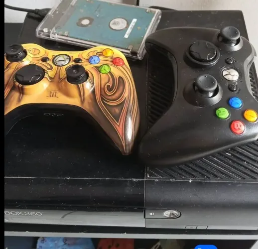 Xbox+2 controles+HD com jogos