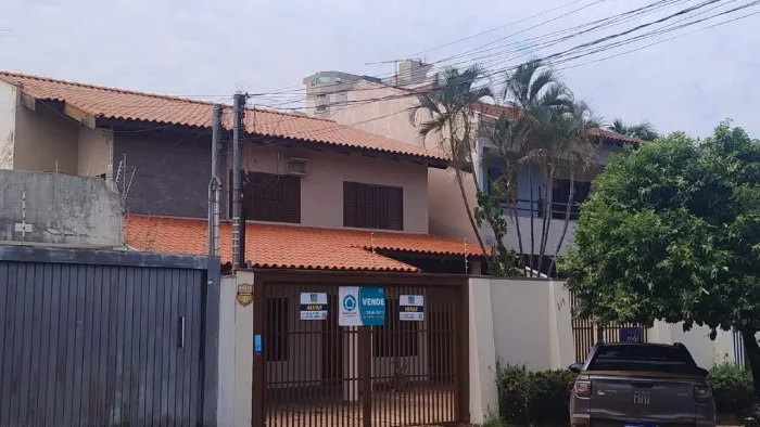 Sobrado para aluguel, 3 quartos, 3 suítes, Santa Fé - Campo Grande/MS