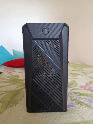 Gabinete gamer Mancer - Preto