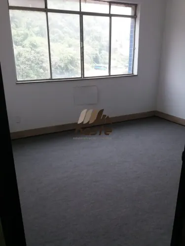 SALA COMERCIAL NO CENTRO DE SANTOS