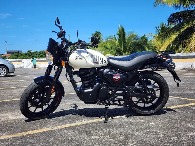 Royal Enfield Hunter 350 Dapper White 2023/2024