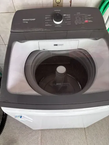 Máquina de Lavar Brastemp 13Kg - lava e centrifuga