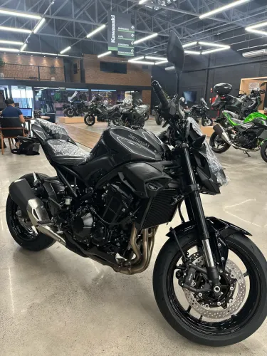 Z900